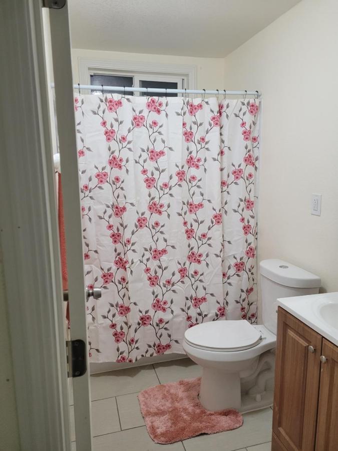 ואלחו Adorable 1 Bedroom Apartment מראה חיצוני תמונה